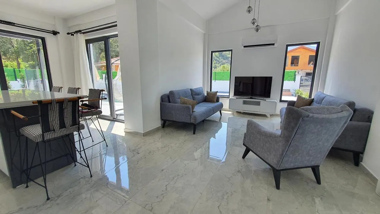 Dalyan Villa Valenti 0*,